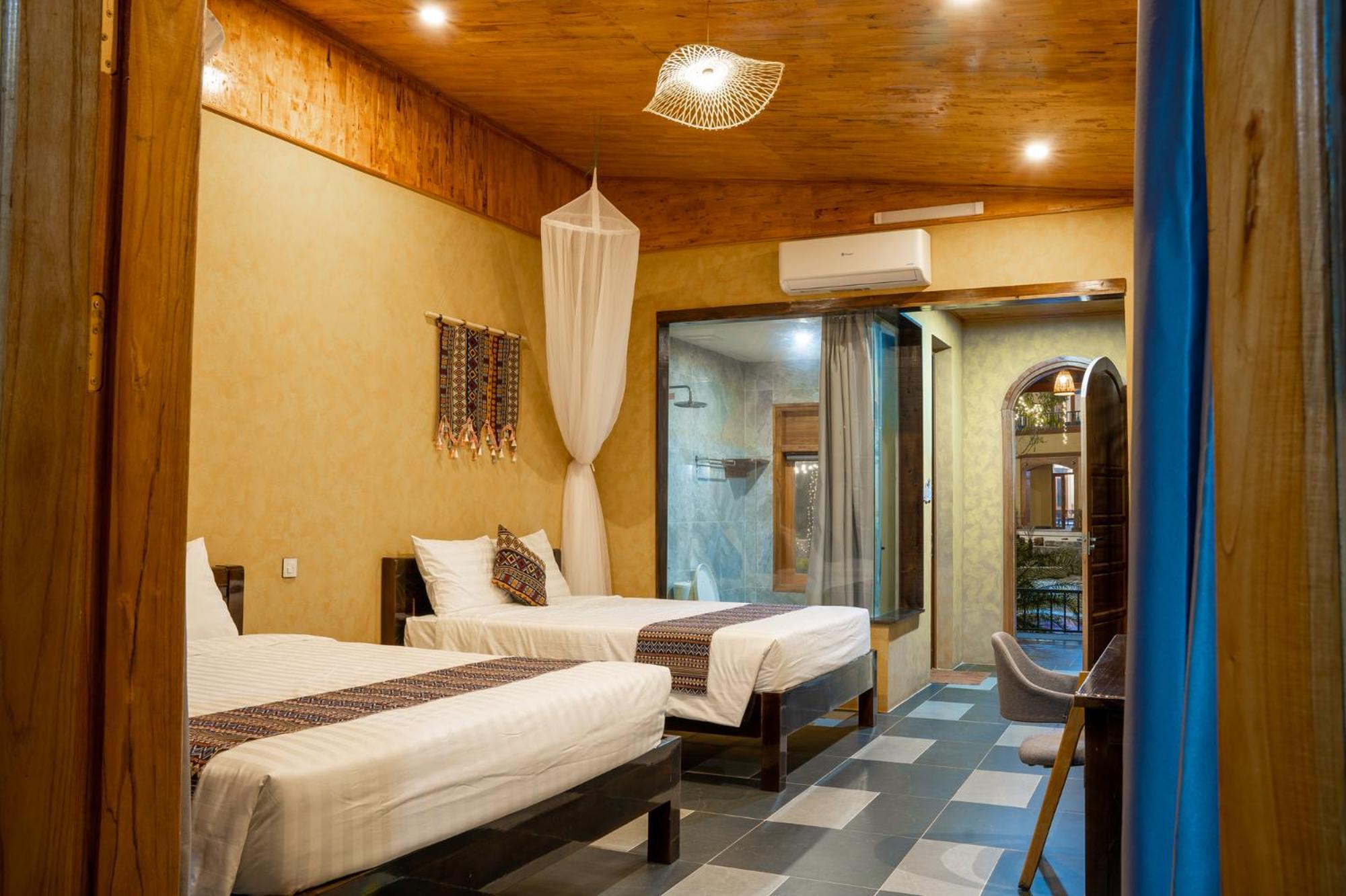 Hotel Sky Bay 4*