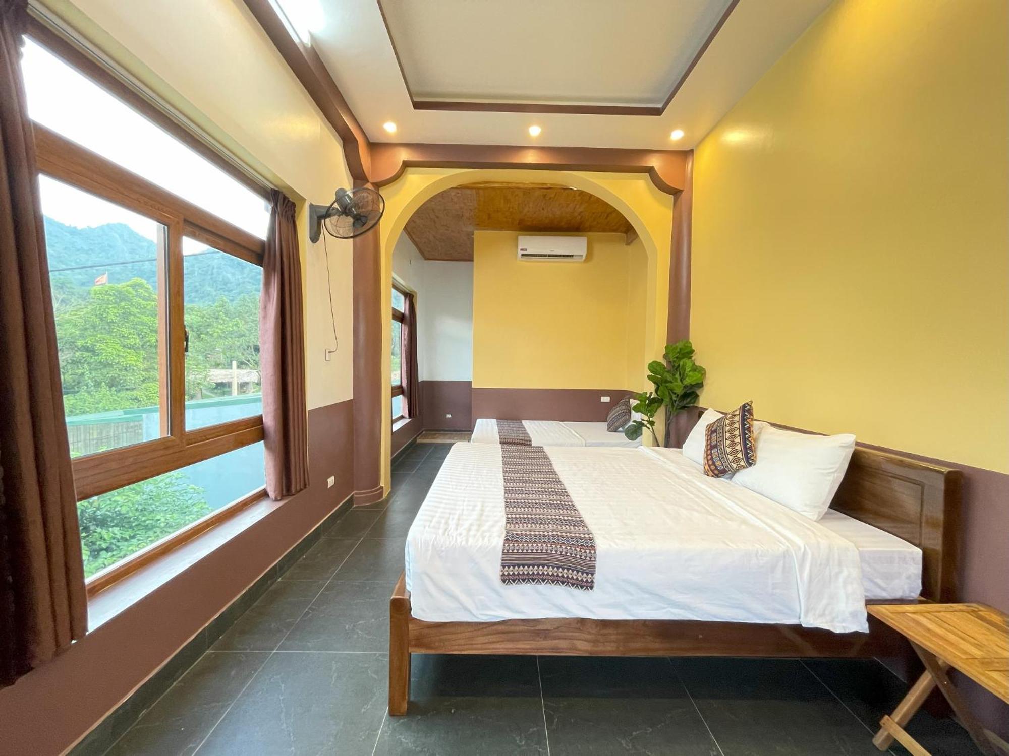 Sky Bay Hotel Ha Giang